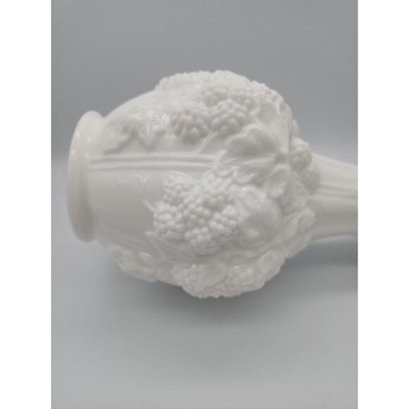 Imperial Glass English Loganberry Vase White Milk Glass Ruffle Rim VTG 10" EUC - Picture 8 of 12